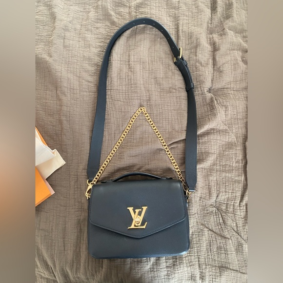 Louis Vuitton Oxford purse - Picture 6 of 8